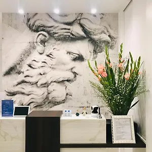 Kambal Luxury Pensión