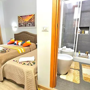 Casa de hóspedes Luxury By A Casa Simpatia - Free Parking Minimum 3 Nights -on Request In Advance, Roma